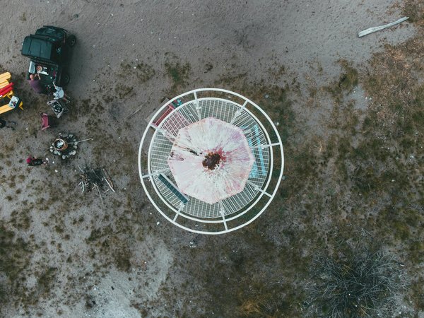 Quels sont les meilleurs sentiers pour une randonnée dans les montagnes du Tien Shan au Kazakhstan?